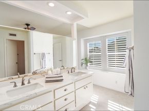 21205 Serra Vista, Lake Forest (el Toro) CA 92630