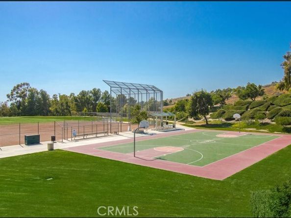 21205 Serra Vista, Lake Forest (el Toro) CA 92630