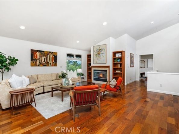 2377 Silver Ridge Avenue, Los Angeles CA 90039