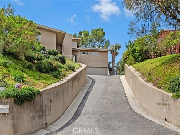 2377 Silver Ridge Avenue, Los Angeles CA 90039