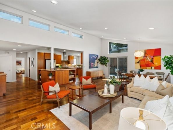 2377 Silver Ridge Avenue, Los Angeles CA 90039