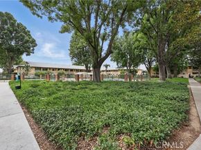 8121 Canby Avenue 4, Reseda (los Angeles) CA 91335
