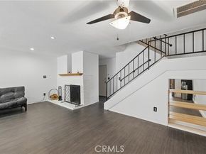 8121 Canby Avenue 4, Reseda (los Angeles) CA 91335