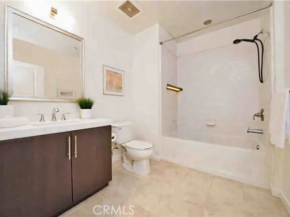 21 Gramercy 421, Irvine CA 92612