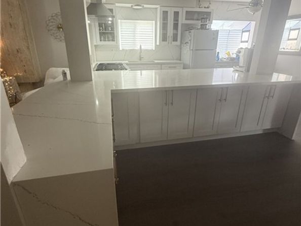 15935 Community Street, North Hills (los Angeles) CA 91343