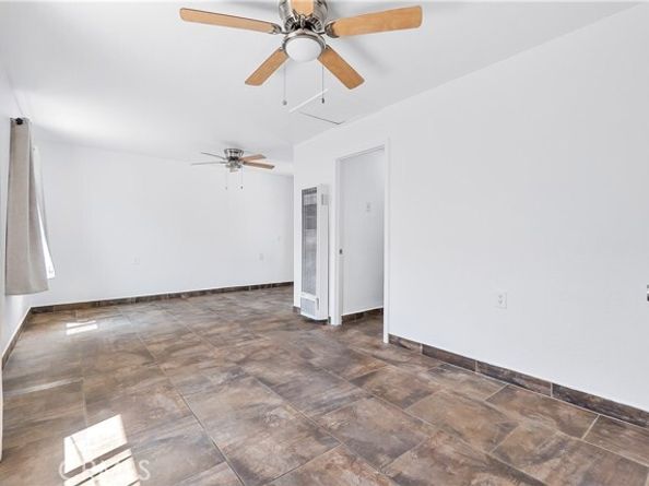 1627 Broad Avenue, Wilmington (los Angeles) CA 90744