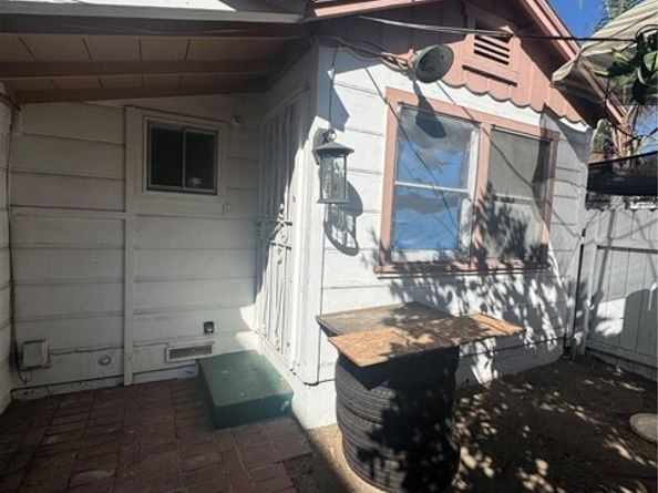 5308 Cleon, North Hollywood (los Angeles) CA 91601