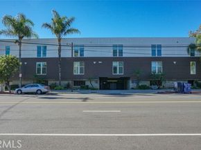 4705 Whitsett 106, Studio City (los Angeles) CA 91604