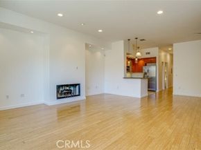 4705 Whitsett 106, Studio City (los Angeles) CA 91604