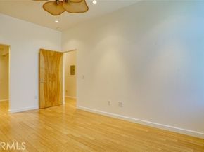 4705 Whitsett 106, Studio City (los Angeles) CA 91604