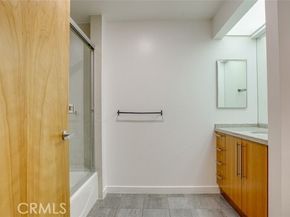 4705 Whitsett 106, Studio City (los Angeles) CA 91604