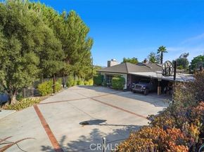 10557 Mahoney Drive, Burbank CA 91040