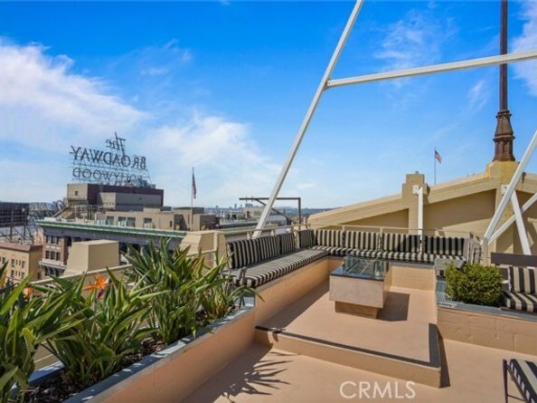 6253 Hollywood Boulevard 309, Los Angeles CA 90028