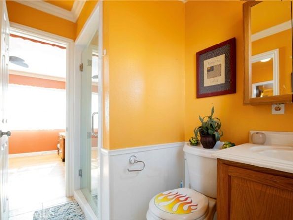 6928 Bobbyboyar, West Hills (los Angeles) CA 91307