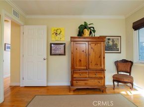 6928 Bobbyboyar, West Hills (los Angeles) CA 91307