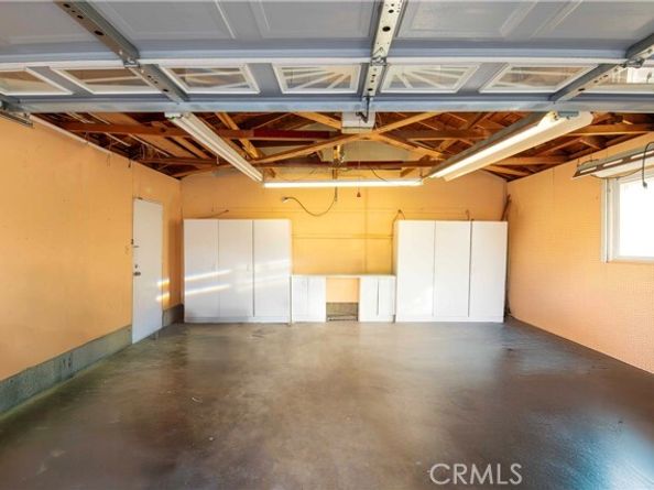 6928 Bobbyboyar, West Hills (los Angeles) CA 91307