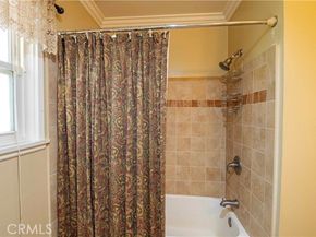 6928 Bobbyboyar, West Hills (los Angeles) CA 91307