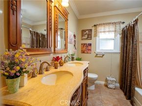 6928 Bobbyboyar, West Hills (los Angeles) CA 91307