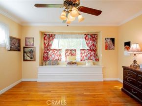 6928 Bobbyboyar, West Hills (los Angeles) CA 91307