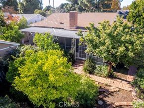 6928 Bobbyboyar, West Hills (los Angeles) CA 91307