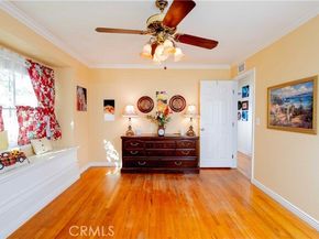 6928 Bobbyboyar, West Hills (los Angeles) CA 91307