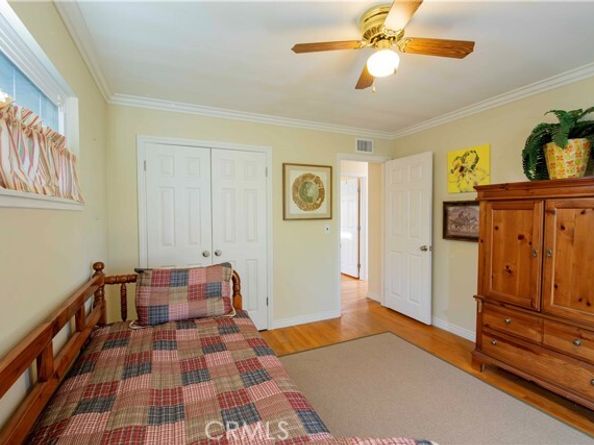 6928 Bobbyboyar, West Hills (los Angeles) CA 91307