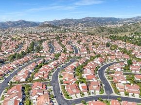 12223 Shady Hollow, Porter Ranch (los Angeles) CA 91326