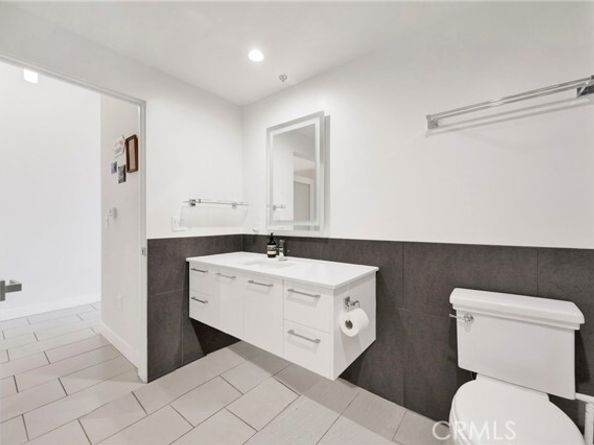 939 S Broadway 605, Los Angeles CA 90015