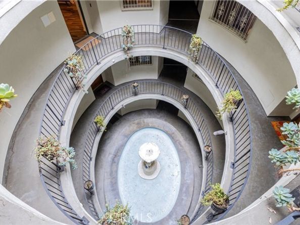 2260 N Cahuenga Boulevard 401, Los Angeles CA 90068