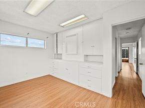 12619 Gladstone Avenue, Sylmar (los Angeles) CA 91342
