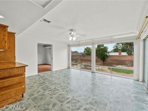 12619 Gladstone Avenue, Sylmar (los Angeles) CA 91342