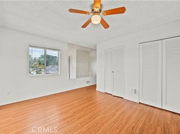 12619 Gladstone Avenue, Sylmar (los Angeles) CA 91342