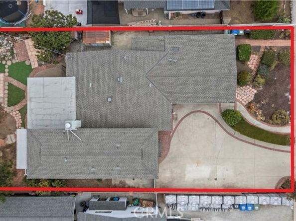 12619 Gladstone Avenue, Sylmar (los Angeles) CA 91342