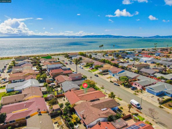 404 Coral Reef Rd, Alameda CA 94501