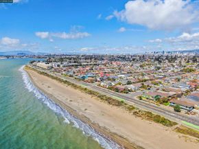 404 Coral Reef Rd, Alameda CA 94501