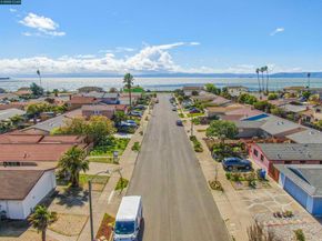 404 Coral Reef Rd, Alameda CA 94501