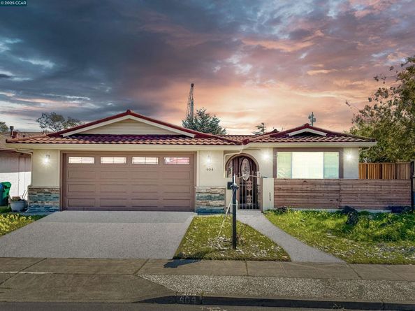 404 Coral Reef Rd, Alameda CA 94501
