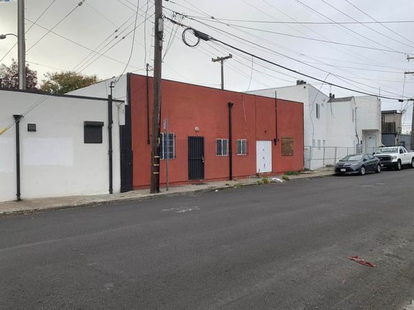 11070 San Leandro St., Oakland CA 94603