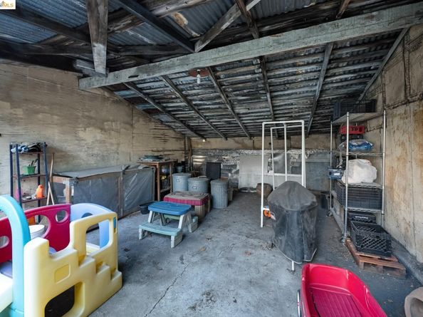 2232 11Th Ave, Oakland CA 94606