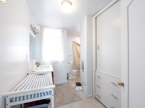 2232 11Th Ave, Oakland CA 94606