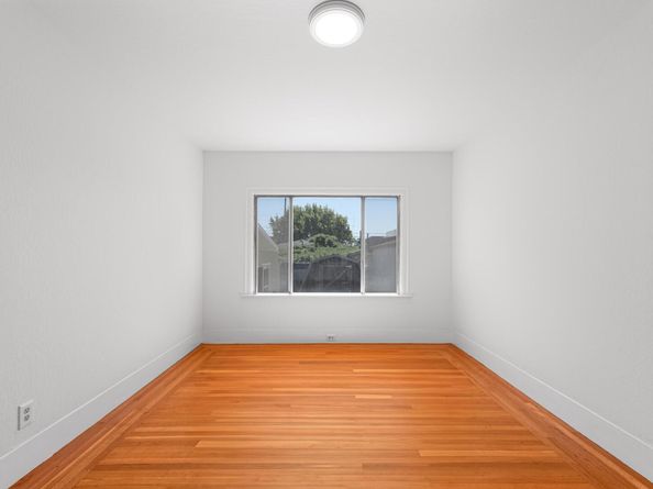 2714 67th Ave, Oakland CA 94605