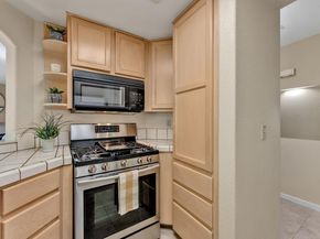 21239 Gary Dr 317D, Hayward CA 94546