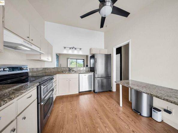 1608 Ashwood Dr, Martinez CA 94553