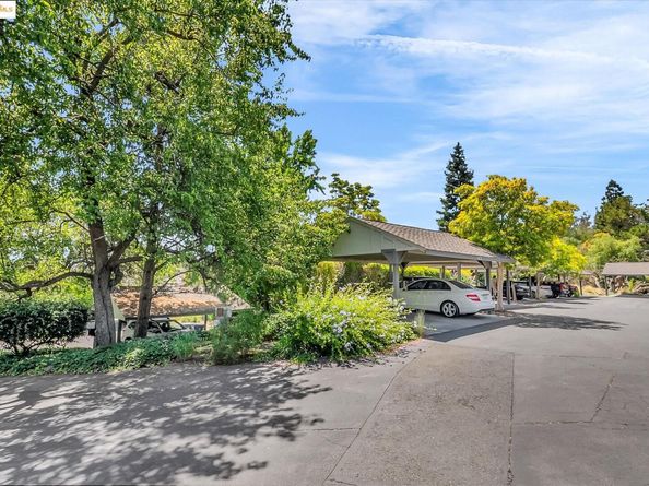 1608 Ashwood Dr, Martinez CA 94553