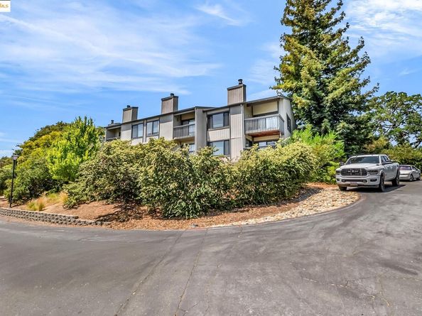 1608 Ashwood Dr, Martinez CA 94553