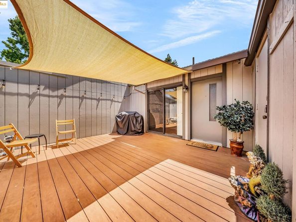 1608 Ashwood Dr, Martinez CA 94553