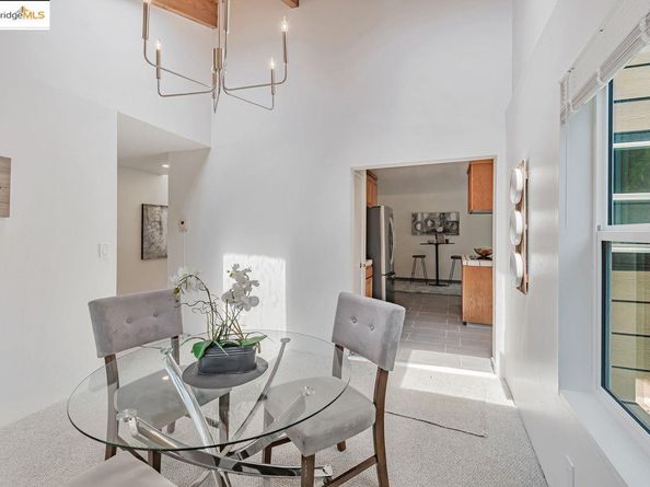 6659 Exeter Dr, Oakland CA 94611