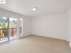 6659 Exeter Dr, Oakland CA 94611