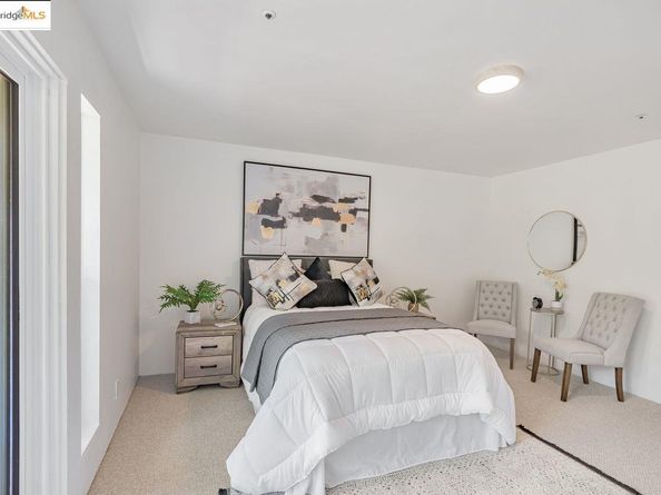 6659 Exeter Dr, Oakland CA 94611