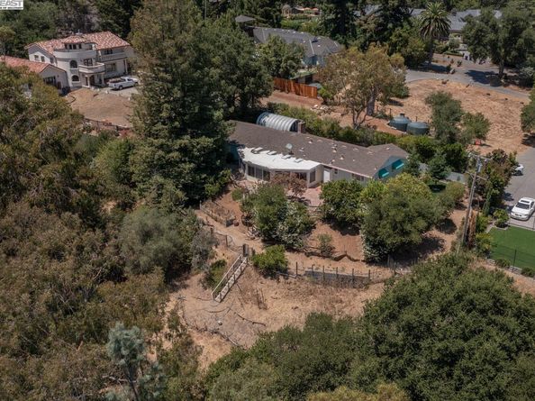 19394 Bainter Ave, Los Gatos CA 95030